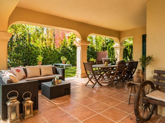 4 soverom Kjedet enebolig til salgs i Sotogrande, San Roque - € 660 000 (Ref: 9800611)