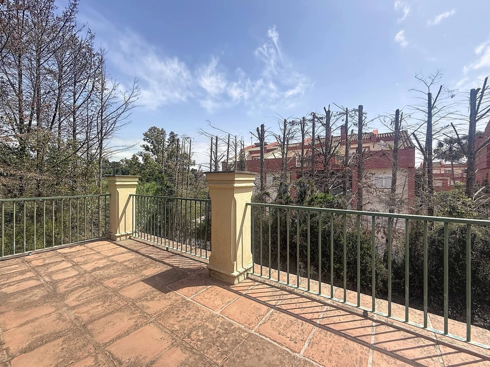 4 soverom Kjedet enebolig til salgs i Sotogrande - € 660 000 (Ref: 9800611)
