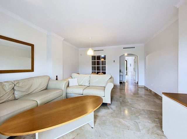 2 chambre Appartement à vendre à Estepona avec piscine garage - 279 000 € (Ref: 9804231)