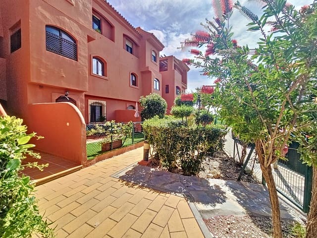 2 chambre Appartement à vendre à Estepona avec piscine garage - 279 000 € (Ref: 9804231)