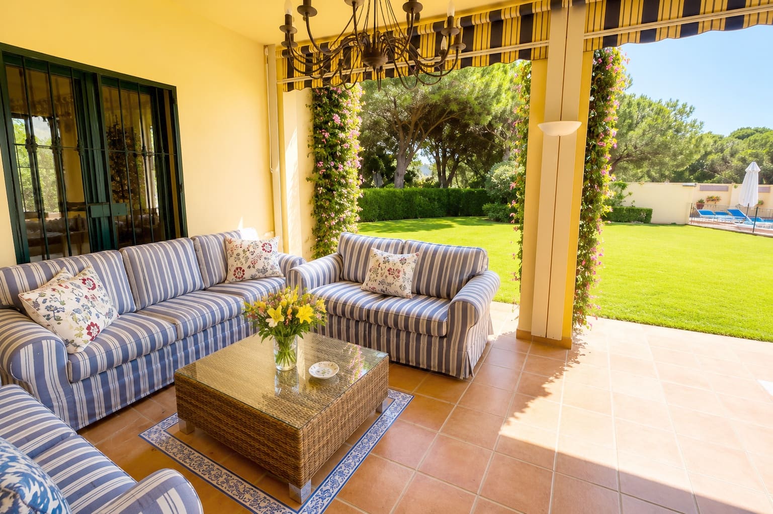 Chalet de 6 habitaciones en Sotogrande en venta con piscina garaje - 1.795.000 € (Ref: 9825009)