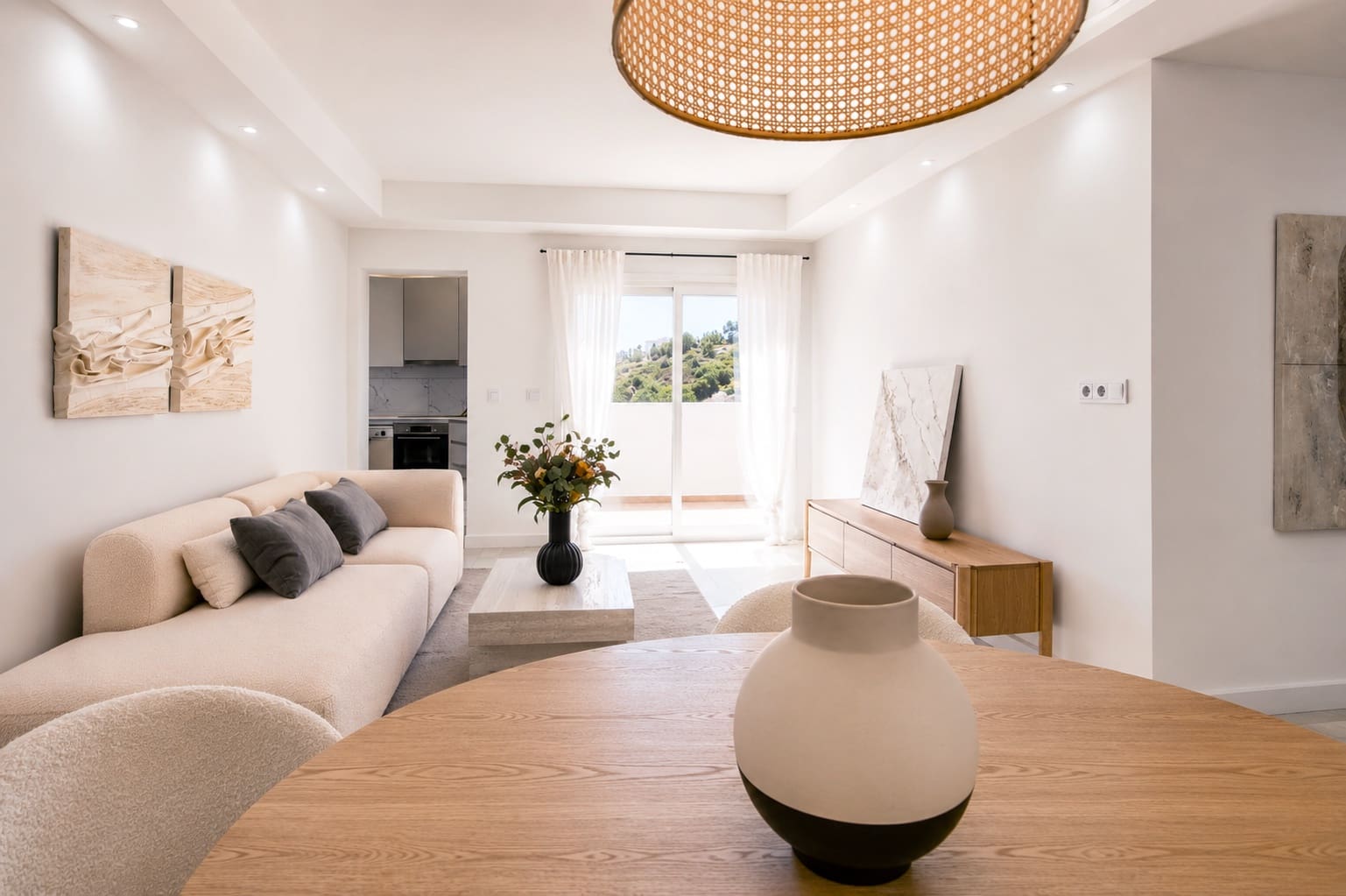 2 soverom Leilighet til salgs i Estepona med svømmebasseng garasje - € 399 000 (Ref: 9833590)