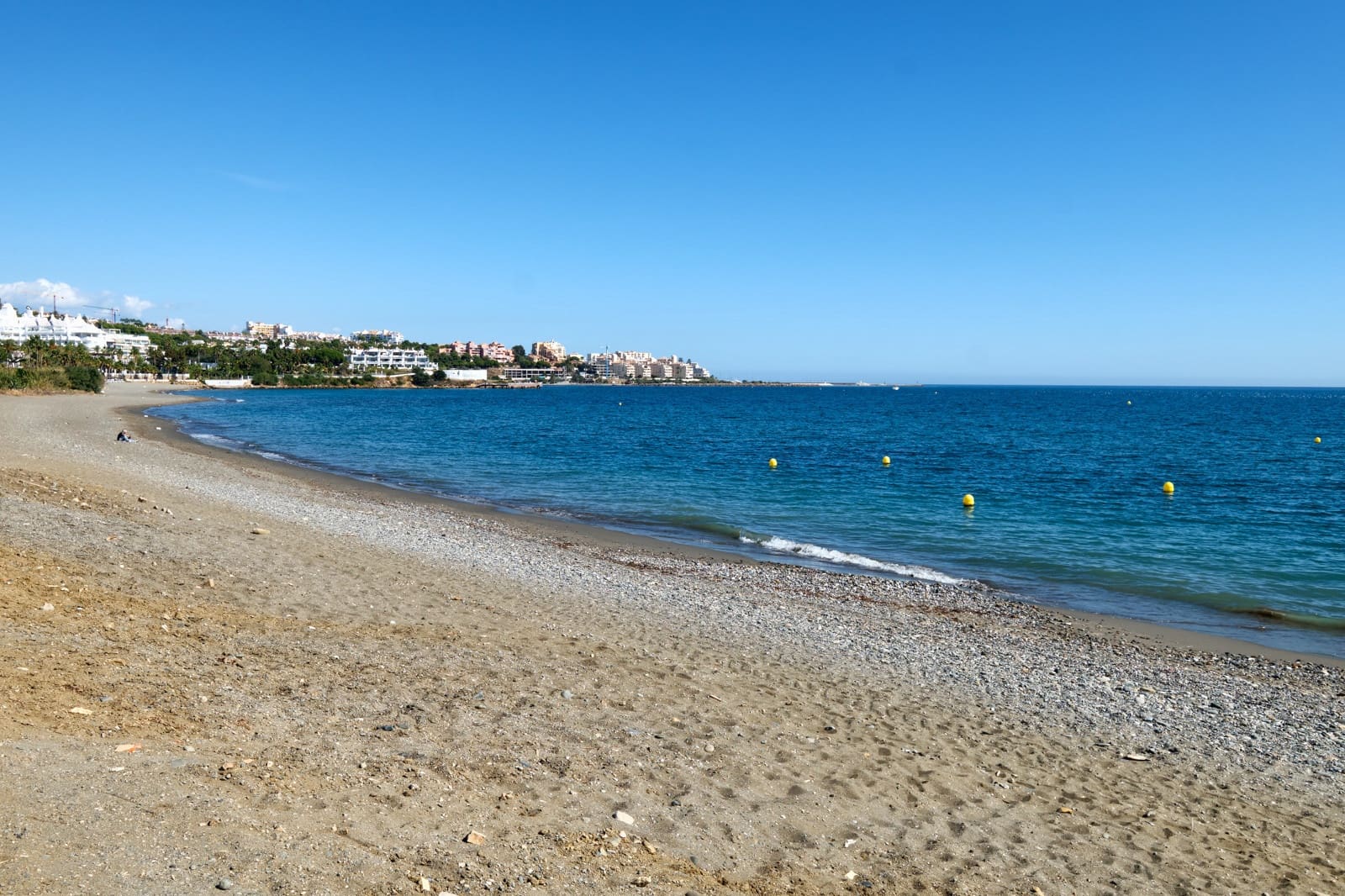 2 soverom Leilighet til salgs i Estepona med svømmebasseng garasje - € 399 000 (Ref: 9833590)