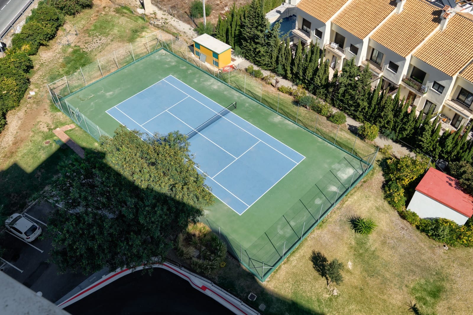 2 soverom Leilighet til salgs i Estepona med svømmebasseng garasje - € 399 000 (Ref: 9833590)