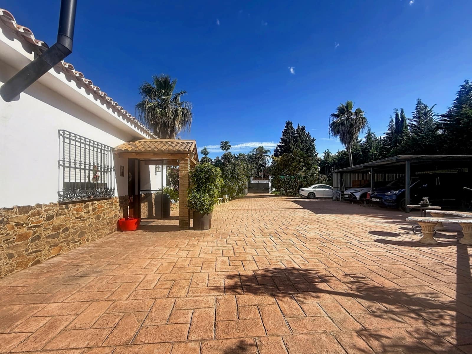 3 slaapkamer Finca/Landhuis te koop in Estepona met zwembad garage - € 800.000 (Ref: 9846166)