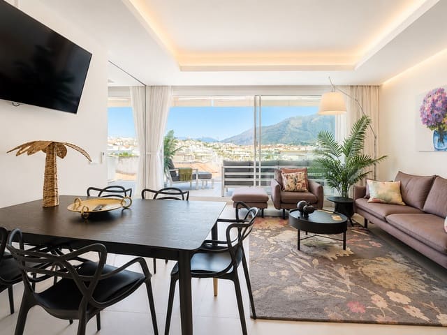 2 soverom Leilighet til salgs i Estepona med svømmebasseng garasje - € 849 000 (Ref: 9859930)