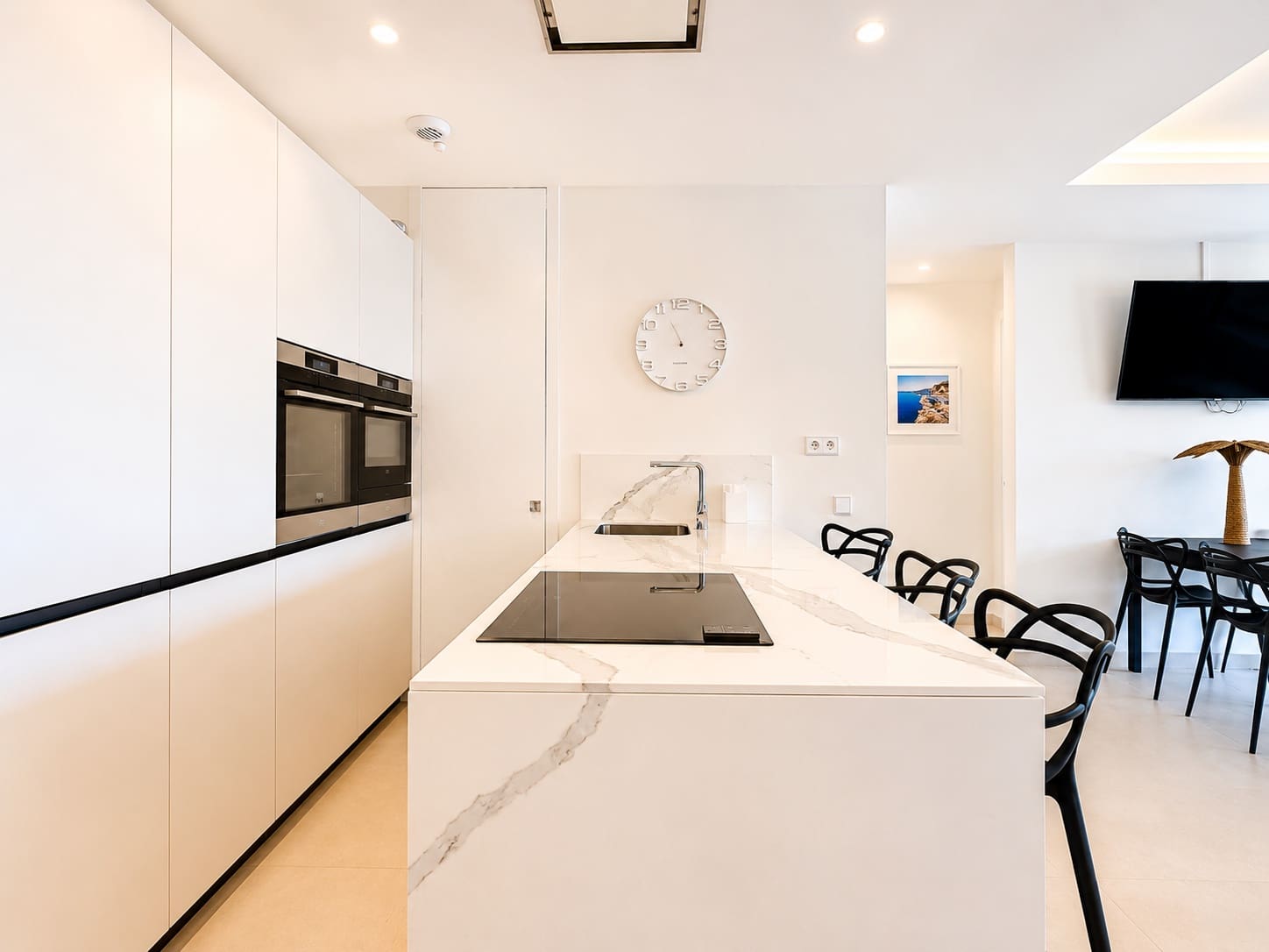2 slaapkamer Appartement te koop in Estepona met zwembad garage - € 849.000 (Ref: 9859930)