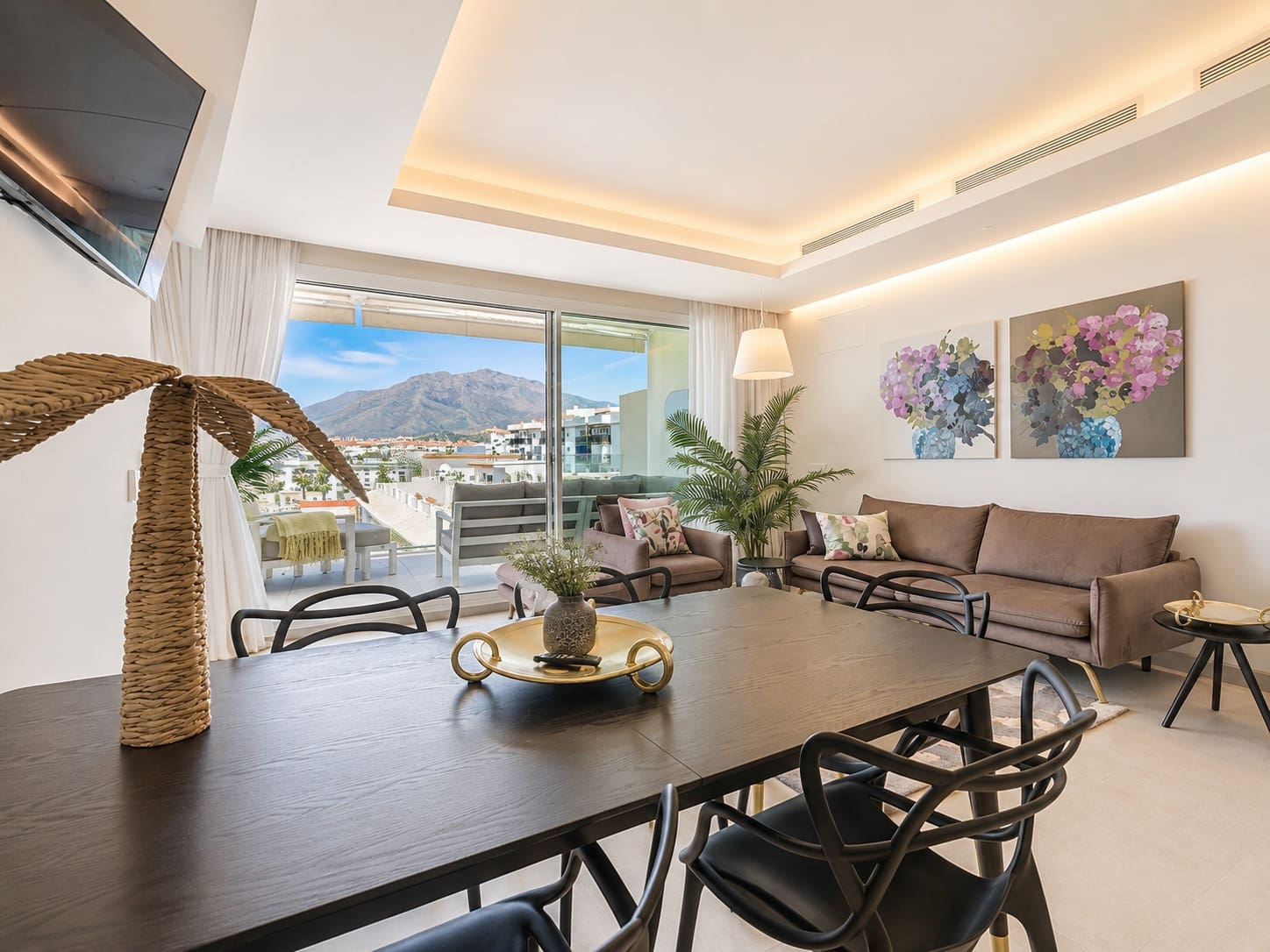 2 slaapkamer Appartement te koop in Estepona met zwembad garage - € 849.000 (Ref: 9859930)