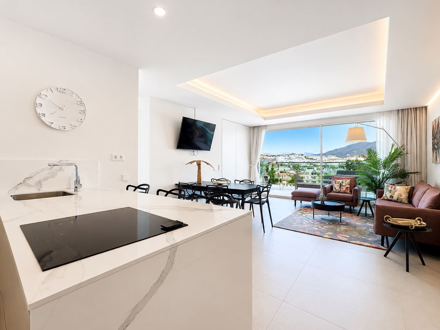 2 slaapkamer Appartement te koop in Estepona met zwembad garage - € 849.000 (Ref: 9859930)