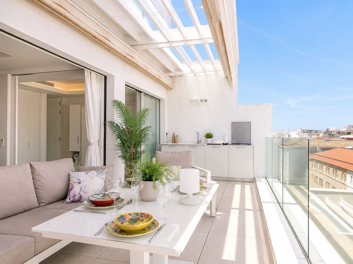2 slaapkamer Appartement te koop in Estepona met zwembad garage - € 849.000 (Ref: 9859930)