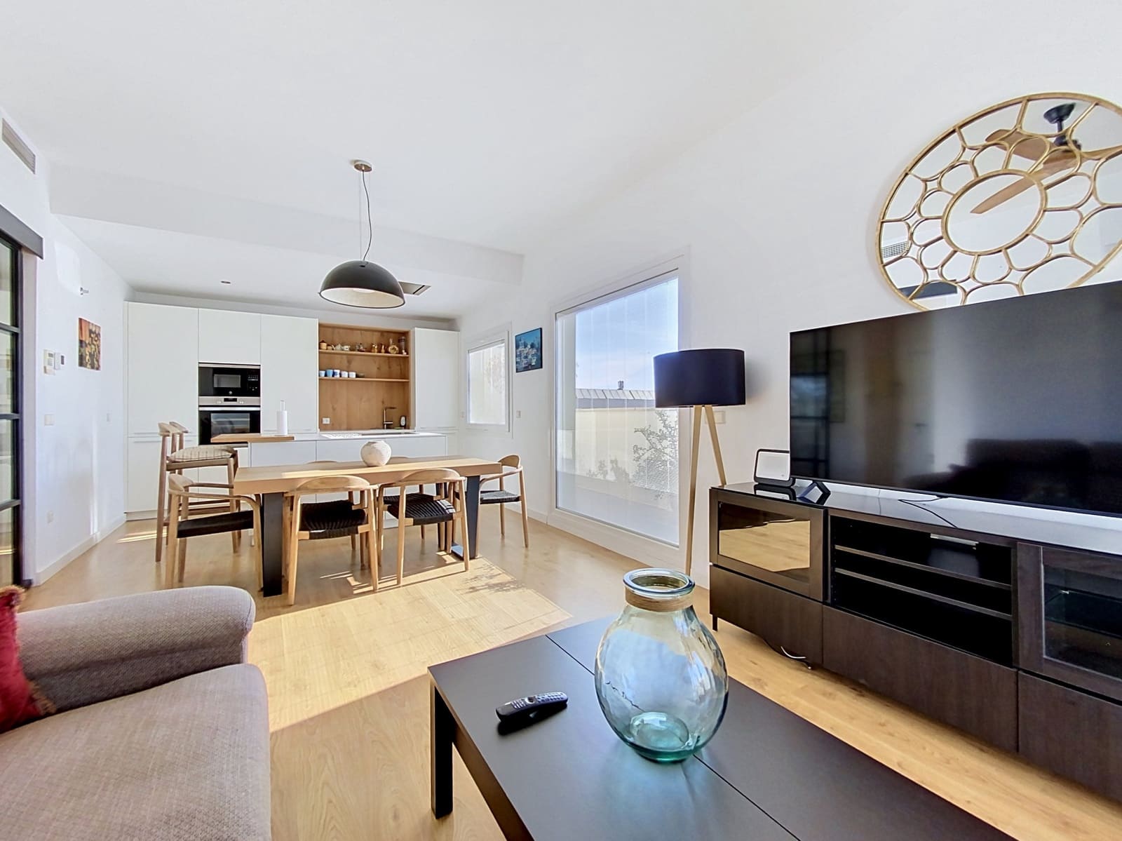 2 Zimmer Penthouse zu verkaufen in Estepona mit Garage - 749.000 € (Ref: 9866914)