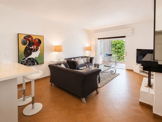 1 soverom Leilighet til salgs i Puerto Banus, Marbella - € 750 000 (Ref: 9876037)
