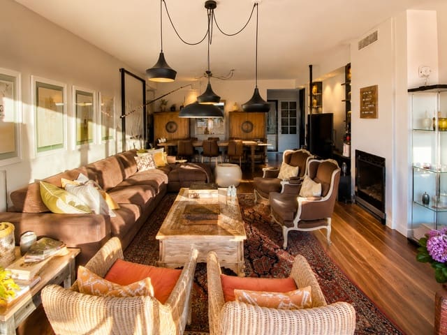 Ático de 3 habitaciones en Estepona en venta con piscina garaje - 835.000 € (Ref: 9890091)
