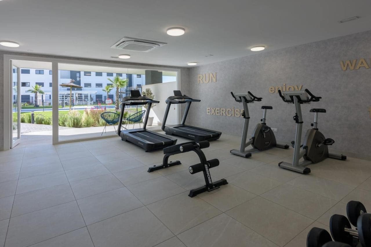 2 Zimmer Apartment zu verkaufen in Estepona mit Garage - 369.000 € (Ref: 9890092)