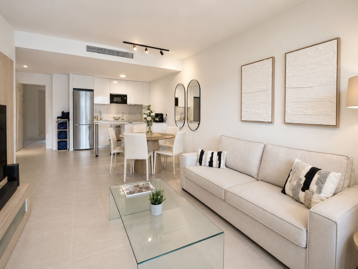 2 Zimmer Apartment zu verkaufen in Estepona mit Garage - 369.000 € (Ref: 9890092)