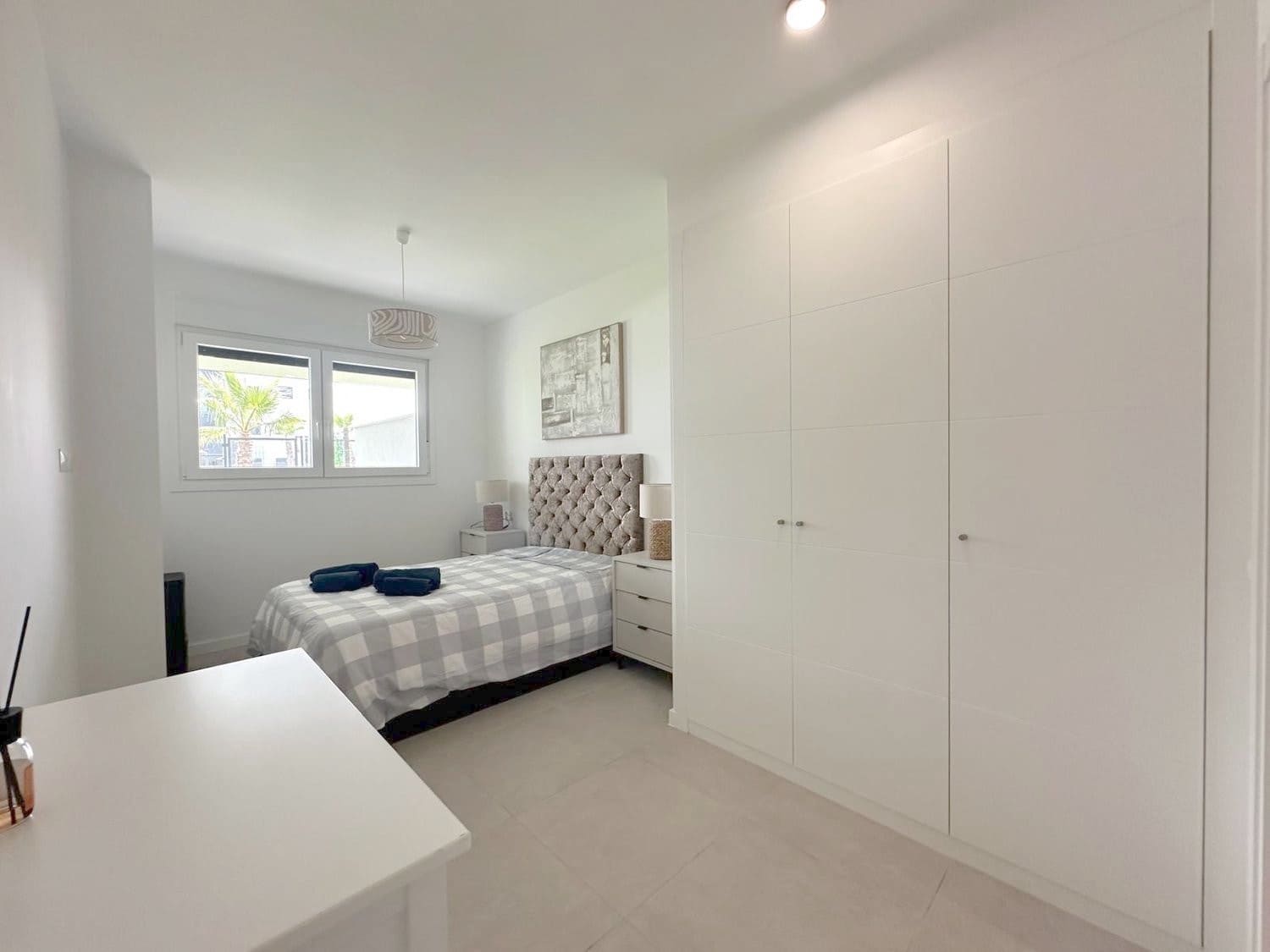 2 Zimmer Apartment zu verkaufen in Estepona mit Garage - 369.000 € (Ref: 9890092)