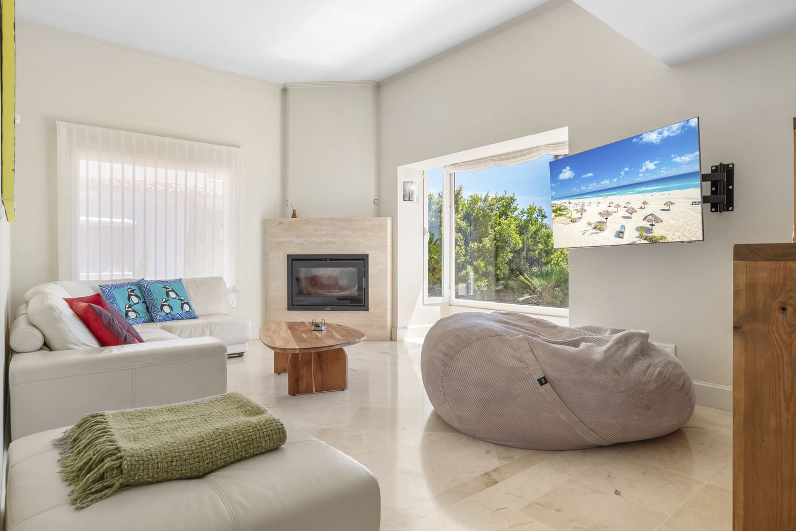 4 quarto Moradia para venda em Manilva com piscina garagem - 1 499 000 € (Ref: 9924342)