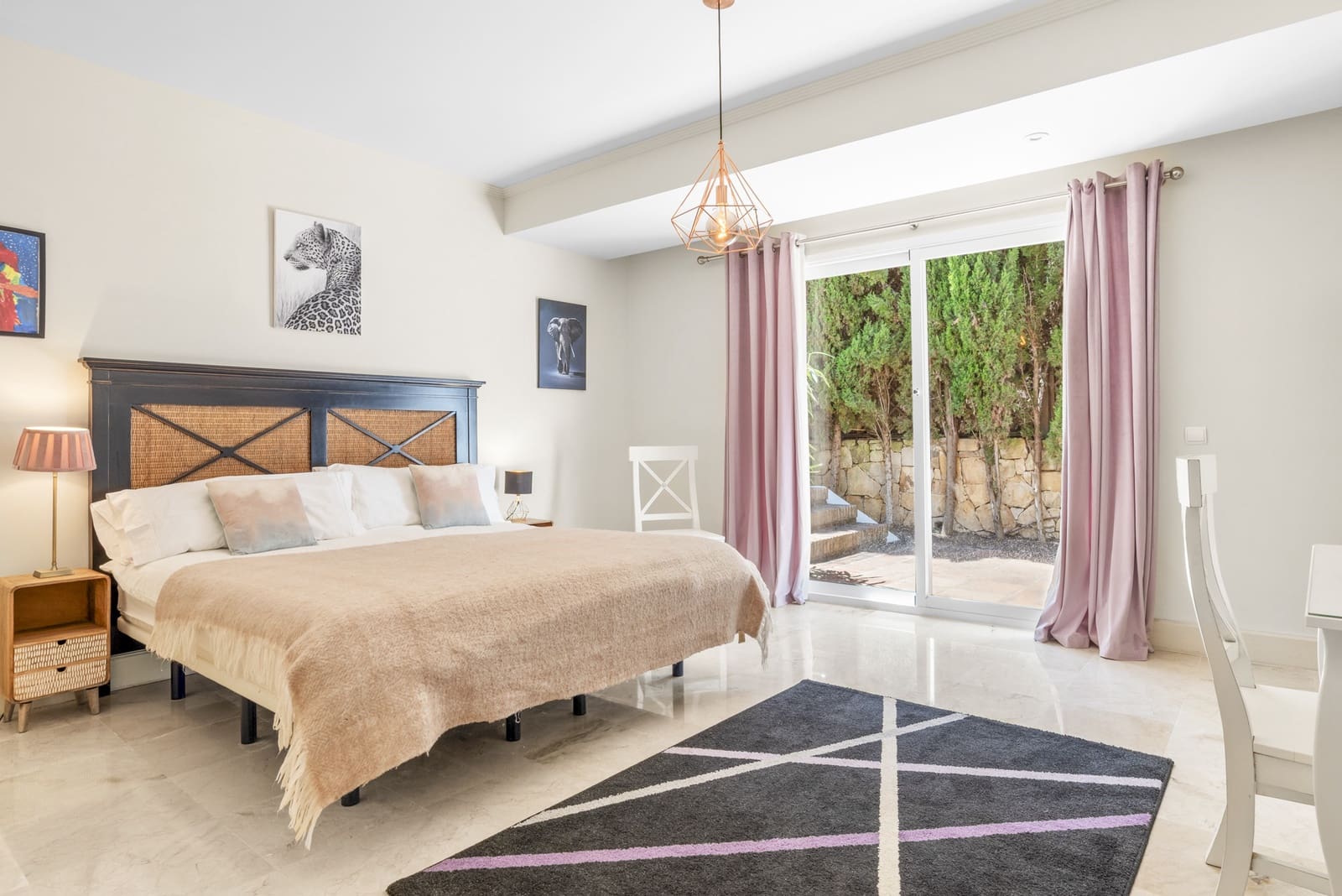4 quarto Moradia para venda em Manilva com piscina garagem - 1 499 000 € (Ref: 9924342)