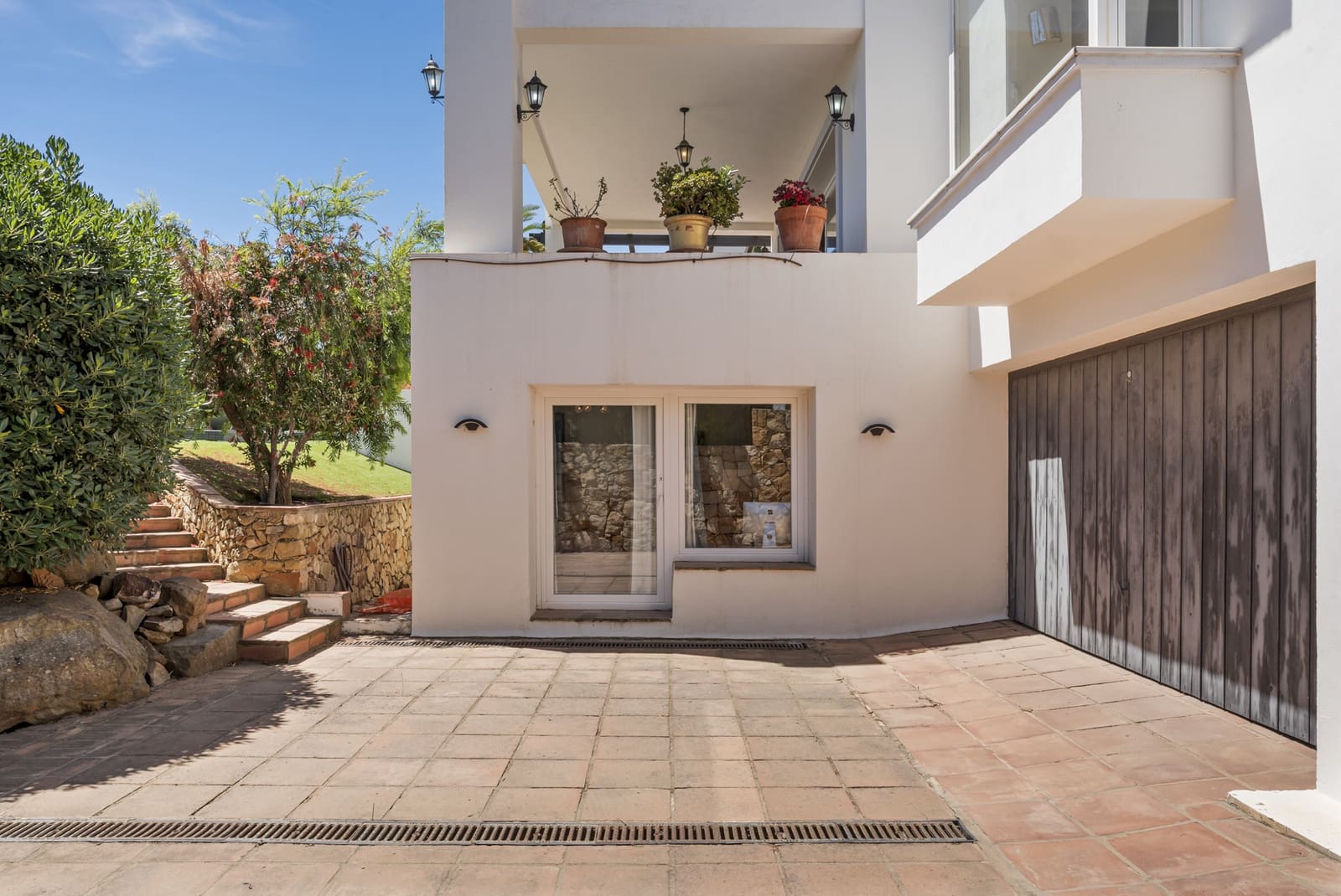 4 quarto Moradia para venda em Manilva com piscina garagem - 1 499 000 € (Ref: 9924342)