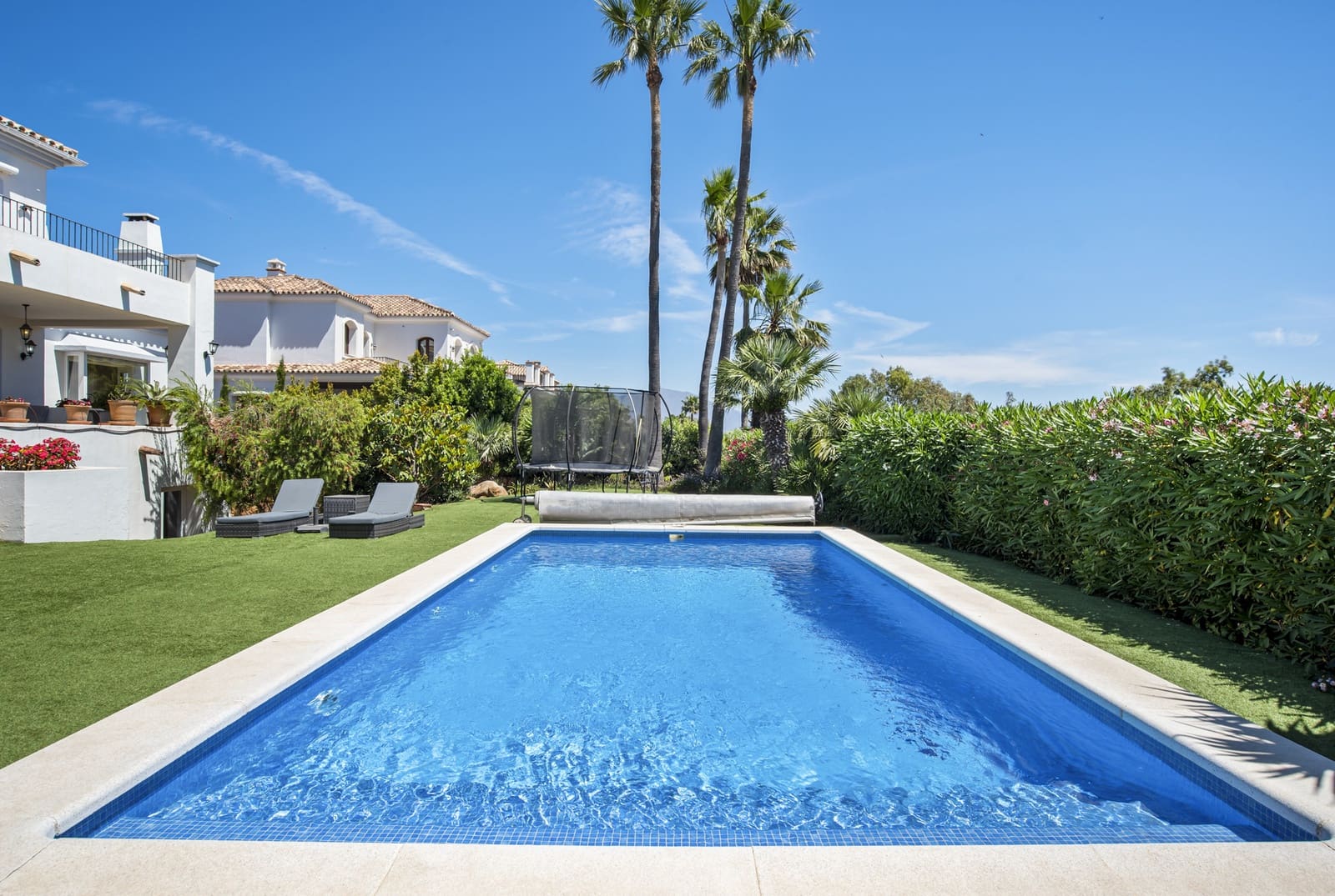 4 quarto Moradia para venda em Manilva com piscina garagem - 1 499 000 € (Ref: 9924342)