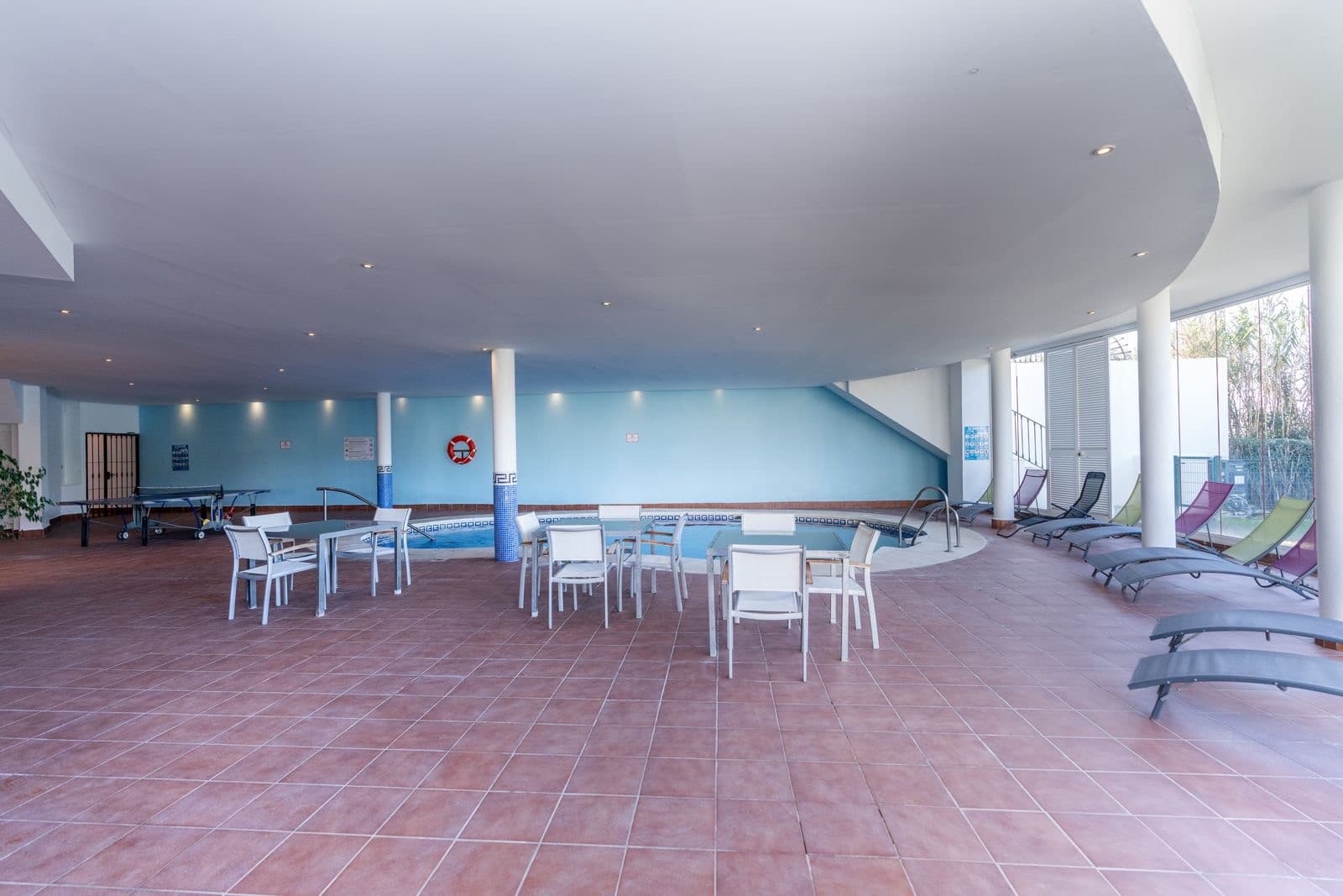 4 sovrum Lägenhet till salu i Benahavis med pool garage - 499 900 € (Ref: 9924343)