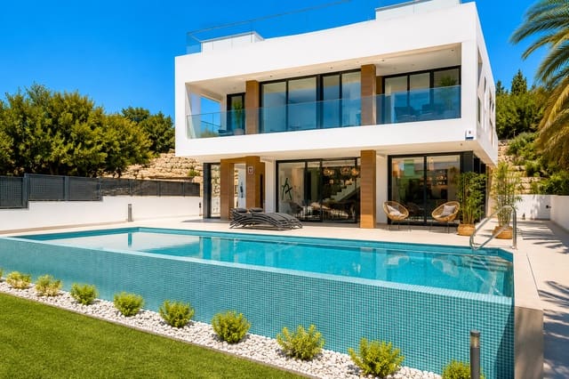 3 soveværelse Villa til salg i Estepona med swimmingpool garage - € 1.440.000 (Ref: 9936128)