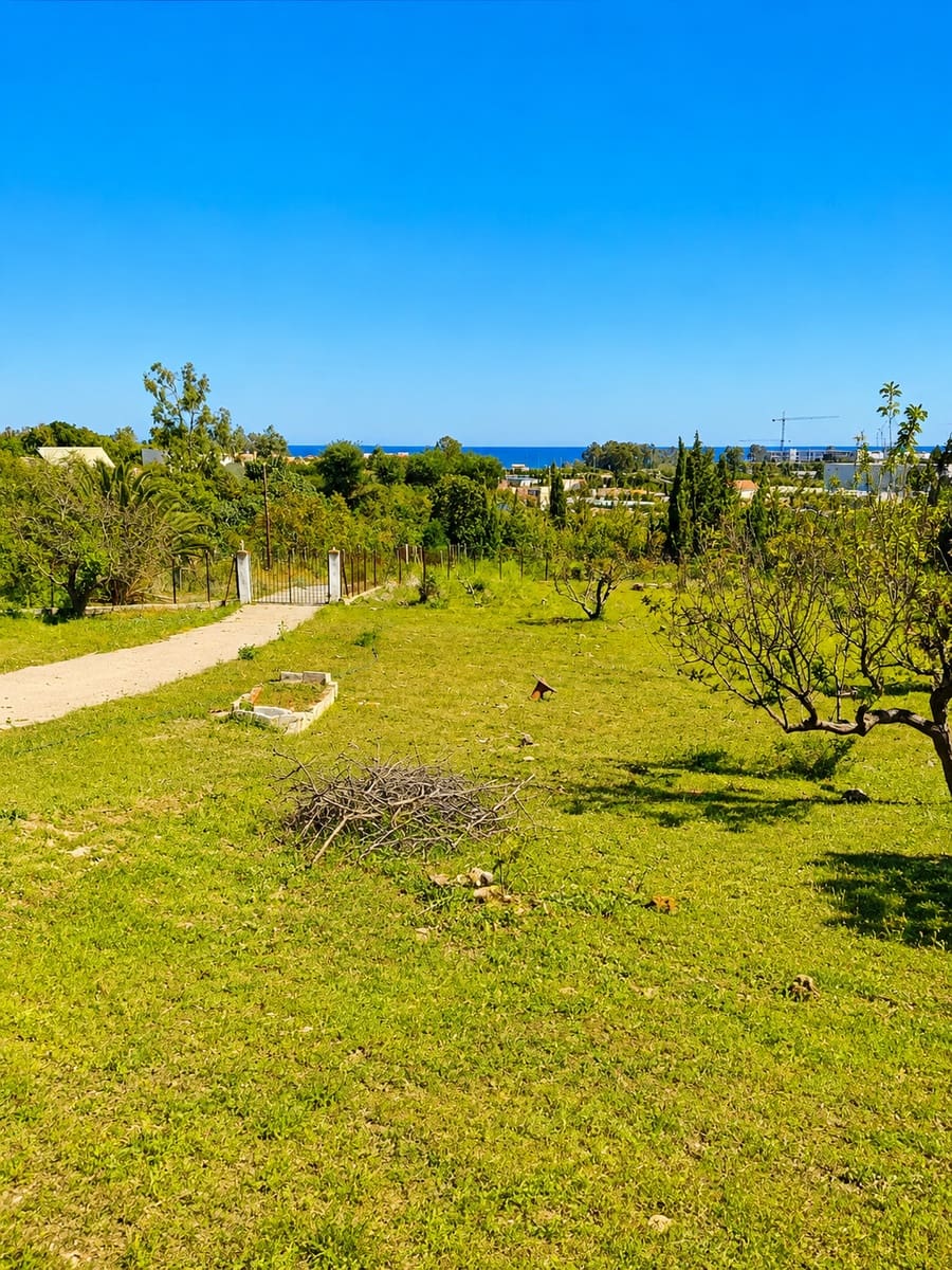4 bedroom Finca/Country House for sale in Guadalmansa with pool garage - € 1,410,500 (Ref: 9936129)