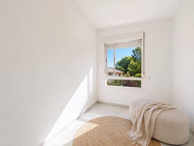 3 soveværelse Lejlighed til salg i Estepona med swimmingpool garage - € 499.000 (Ref: 9937898)