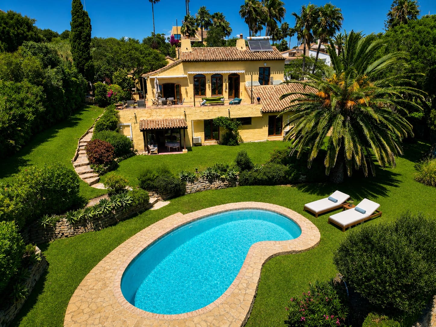 5 chambre Villa/Maison à vendre à Bahia Dorada avec piscine garage - 1 600 000 € (Ref: 9947569)