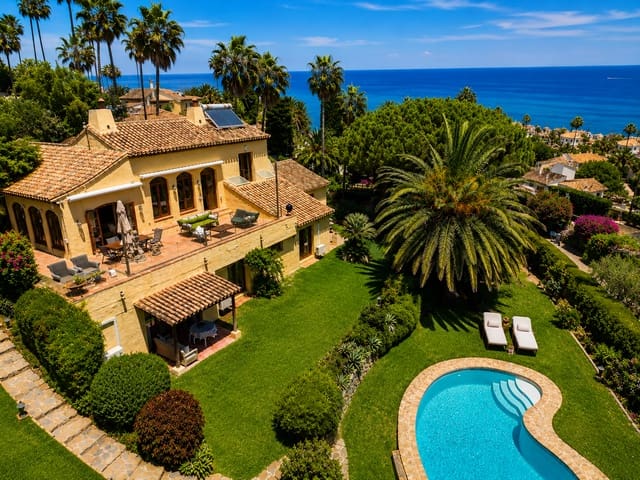 5 chambre Villa/Maison à vendre à Bahía Dorada, Estepona avec piscine garage - 1 600 000 € (Ref: 9947569)