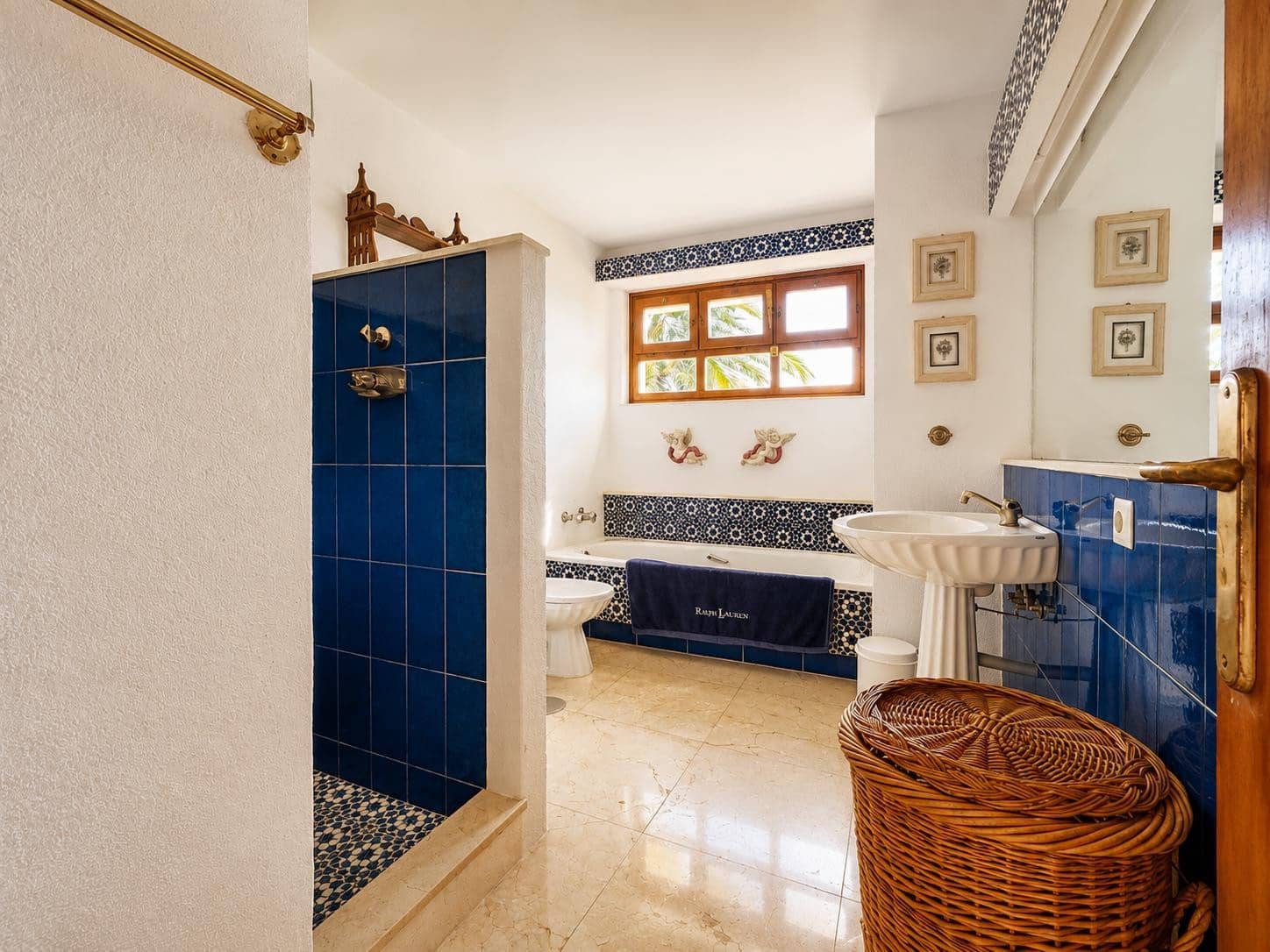5 chambre Villa/Maison à vendre à Bahia Dorada avec piscine garage - 1 600 000 € (Ref: 9947569)