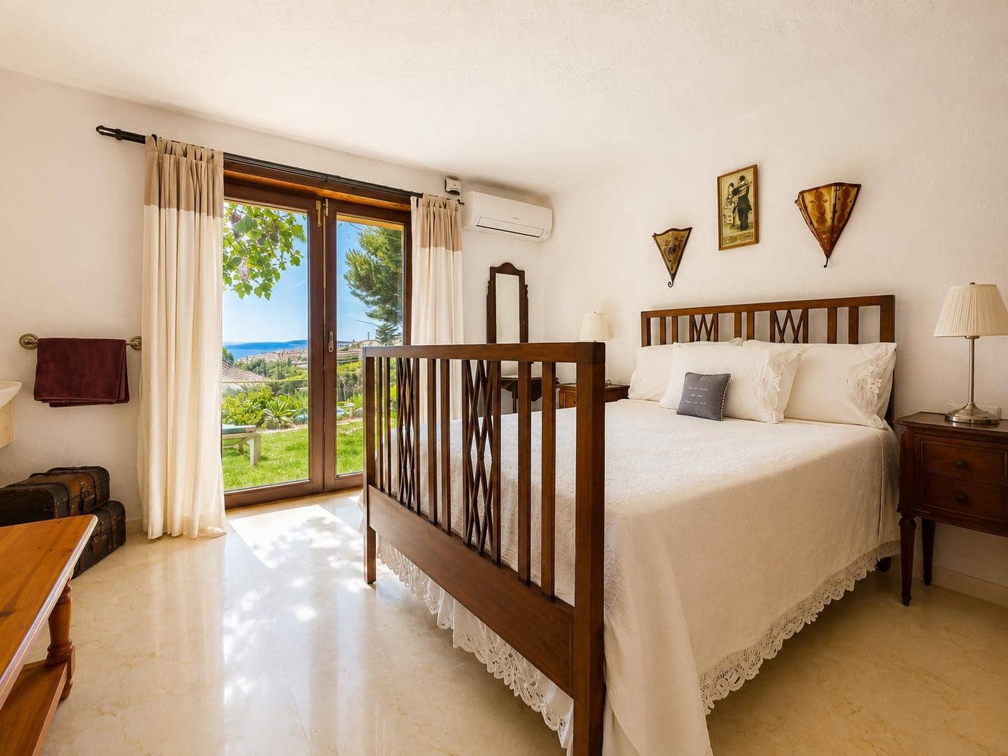 5 chambre Villa/Maison à vendre à Bahia Dorada avec piscine garage - 1 600 000 € (Ref: 9947569)