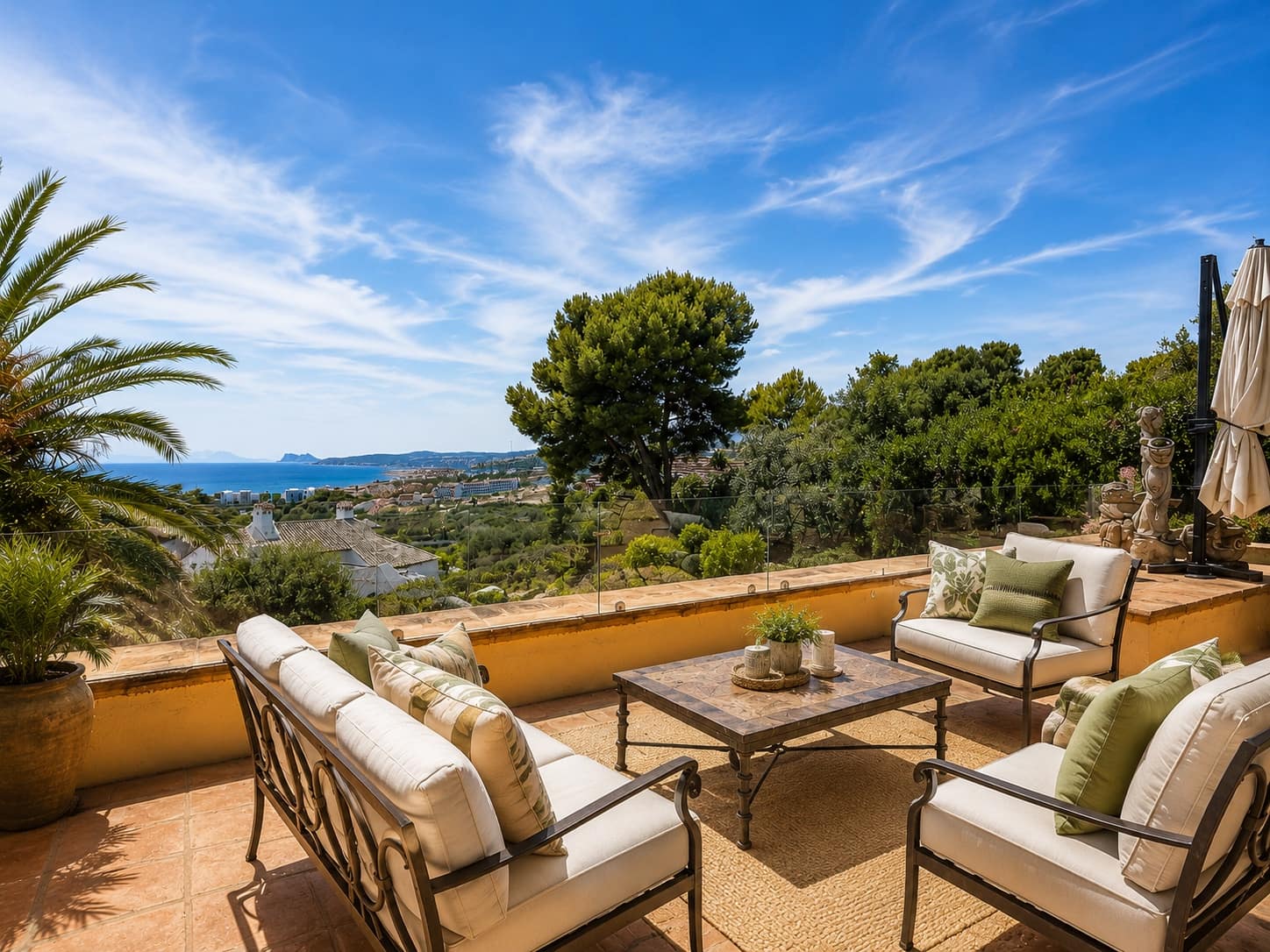 5 chambre Villa/Maison à vendre à Bahia Dorada avec piscine garage - 1 600 000 € (Ref: 9947569)