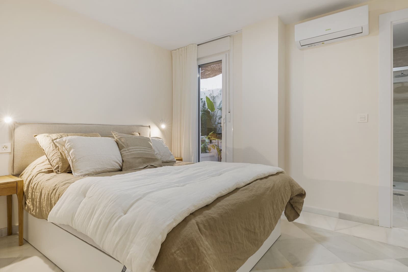 Apartamento de 3 habitaciones en Estepona en venta - 750.000 € (Ref: 9959497)