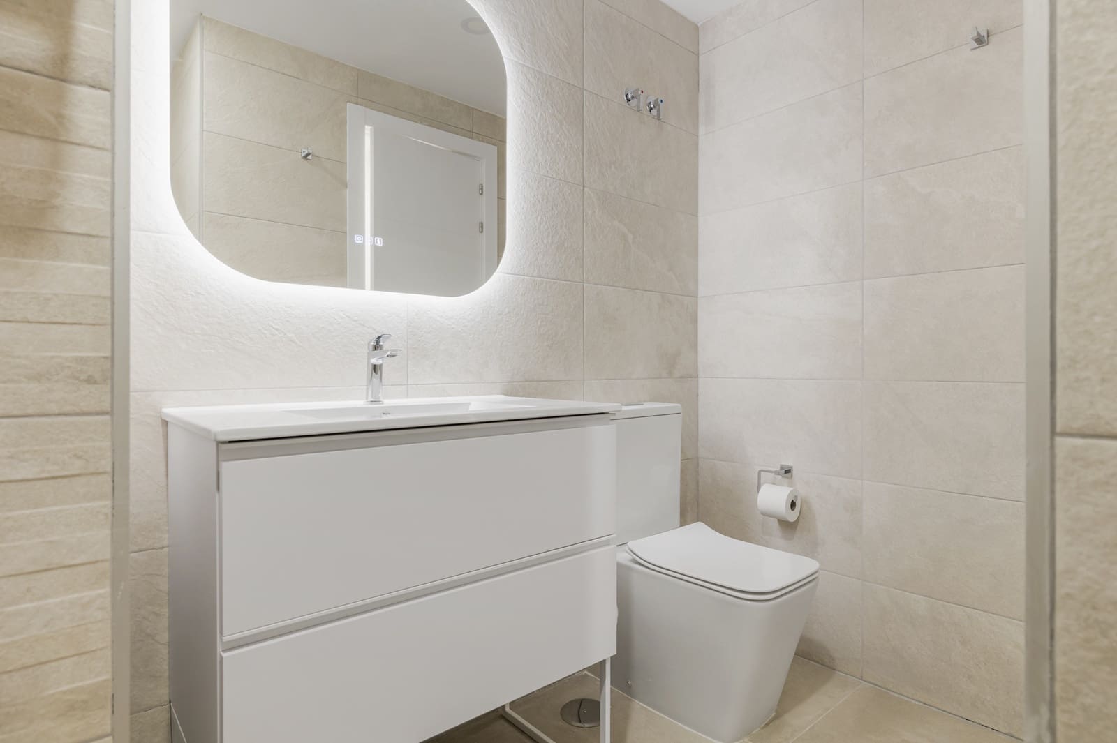 Apartamento de 3 habitaciones en Estepona en venta - 750.000 € (Ref: 9959497)