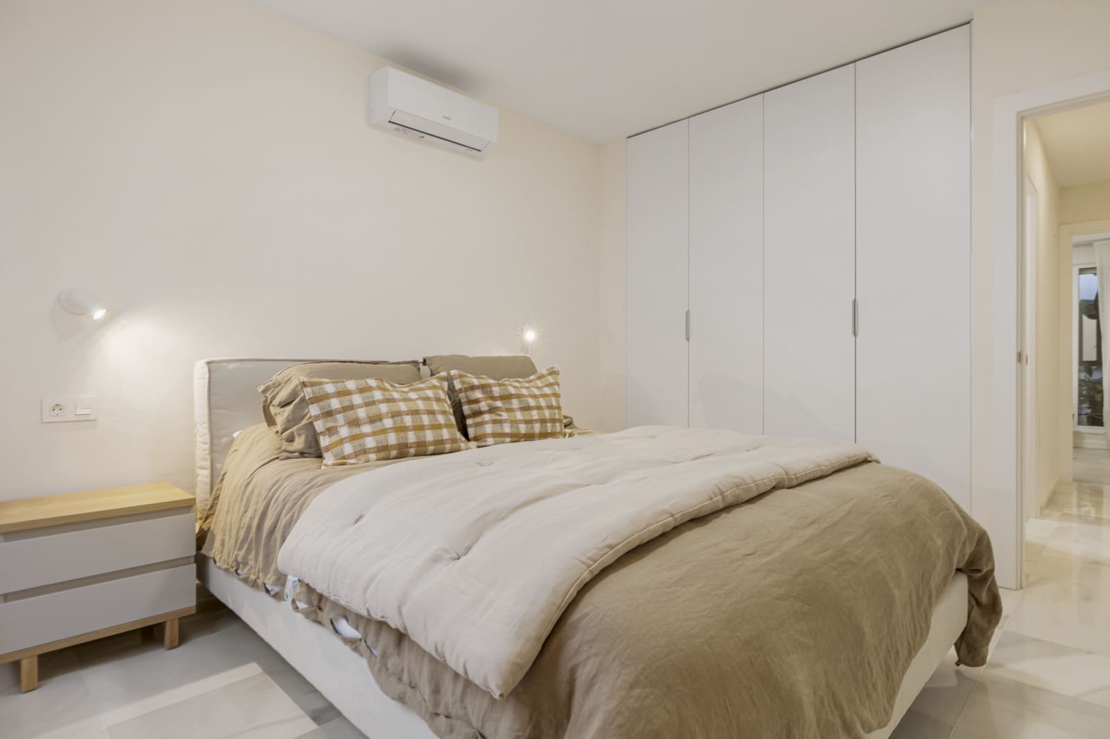 Apartamento de 3 habitaciones en Estepona en venta - 750.000 € (Ref: 9959497)
