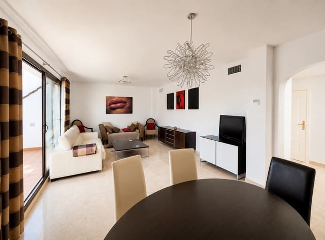 2 soverom Penthouse til salgs i Manilva med svømmebasseng garasje - € 359 000 (Ref: 9962398)