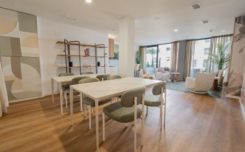 Ático de 3 habitaciones en Estepona en venta con piscina garaje - 849.000 € (Ref: 9975060)