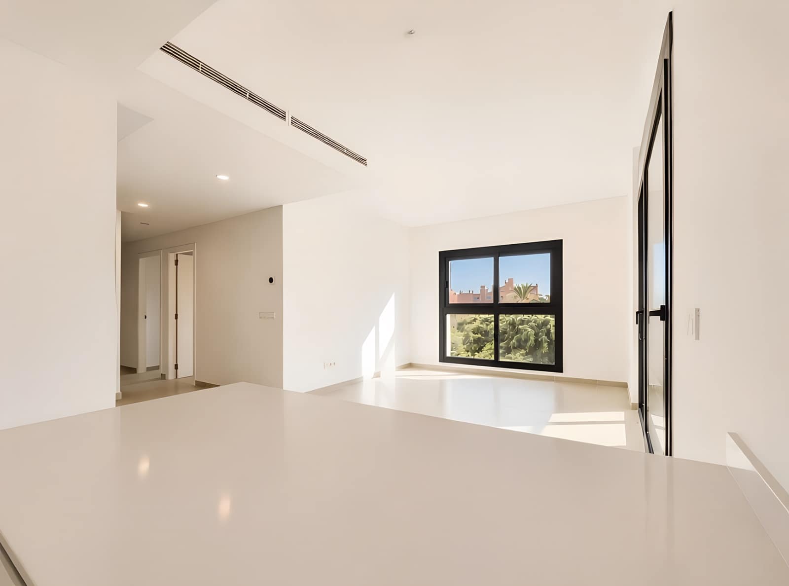 Ático de 3 habitaciones en Estepona en venta con piscina garaje - 849.000 € (Ref: 9975060)