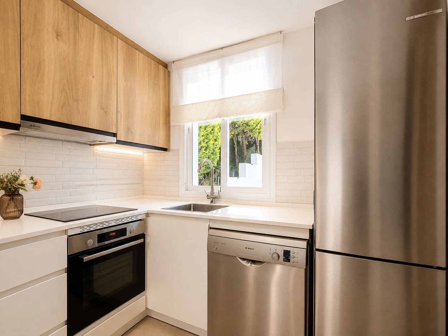 3 quarto Moradia para venda em Estepona com piscina garagem - 849 000 € (Ref: 9993971)