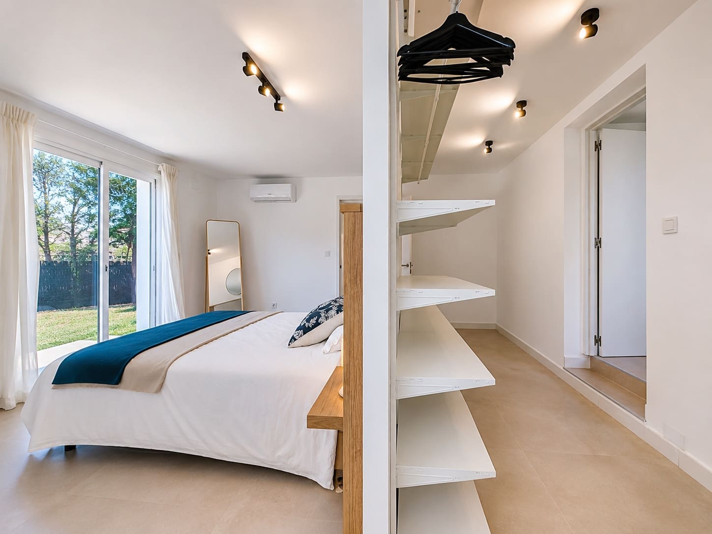 3 quarto Moradia para venda em Estepona com piscina garagem - 849 000 € (Ref: 9993971)