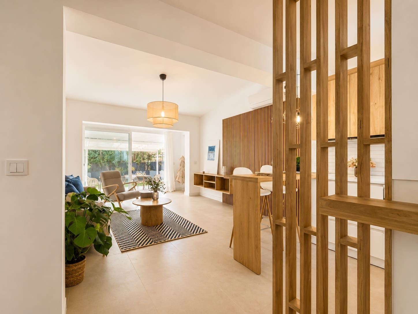 3 quarto Moradia para venda em Estepona com piscina garagem - 849 000 € (Ref: 9993971)