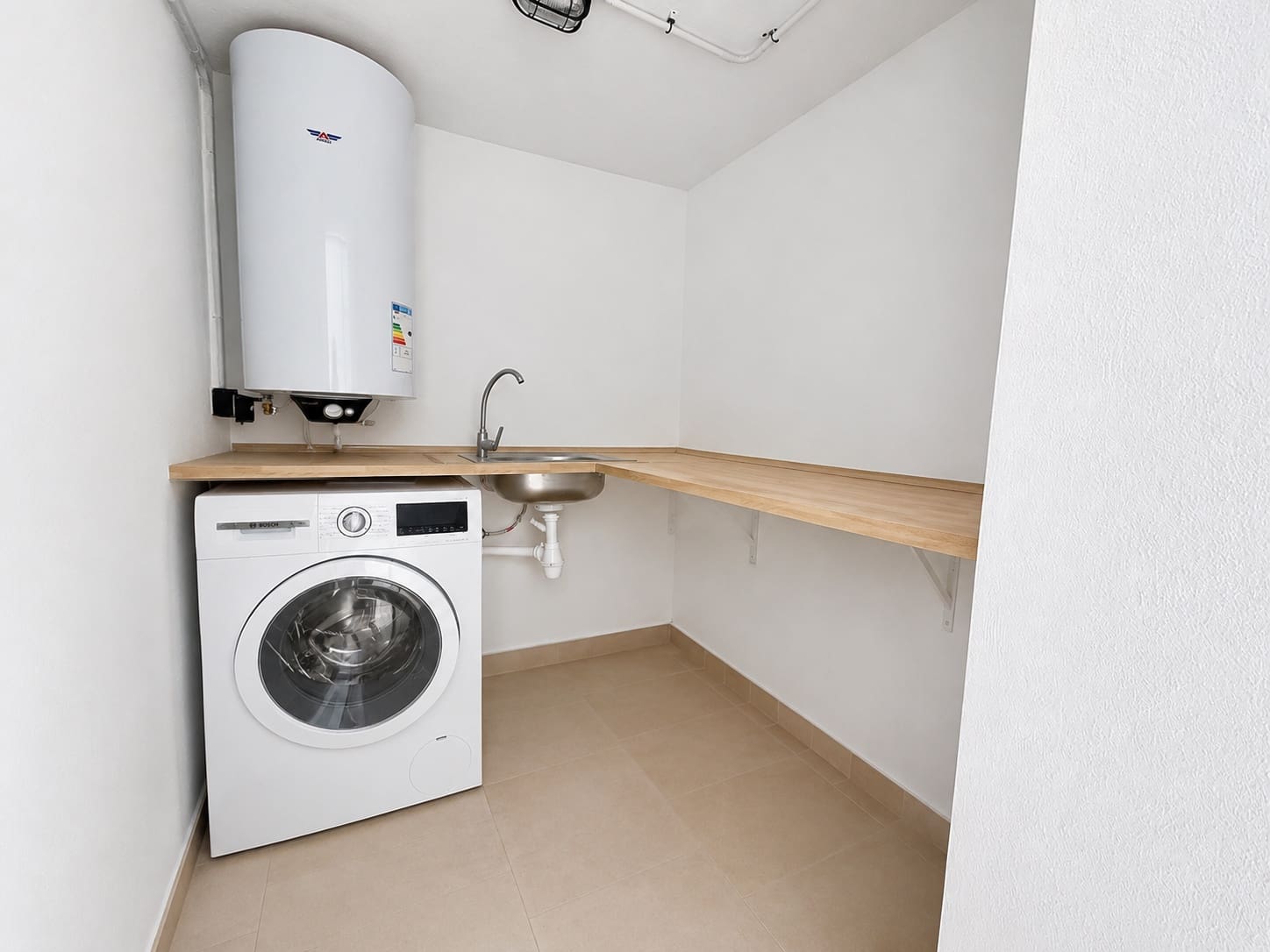 3 quarto Moradia para venda em Estepona com piscina garagem - 849 000 € (Ref: 9993971)