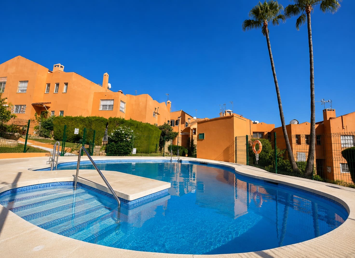 3 camera da letto Casa in vendita in Estepona con piscina garage - 460.000 € (Rif: 9993972)