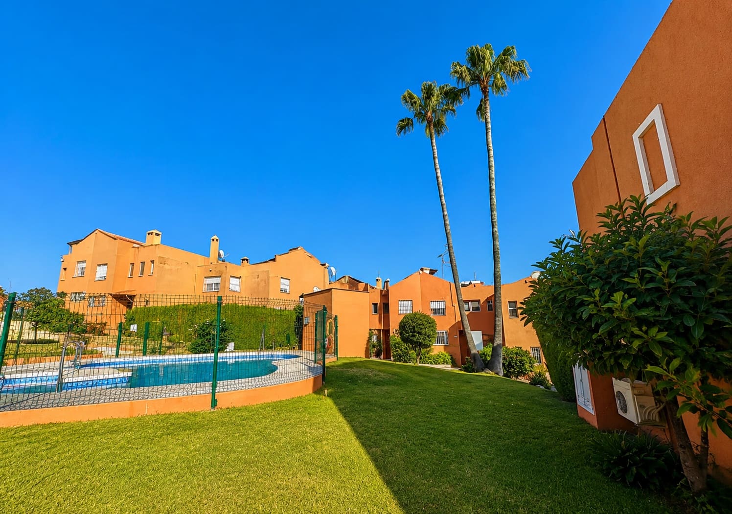 3 camera da letto Casa in vendita in Estepona con piscina garage - 460.000 € (Rif: 9993972)