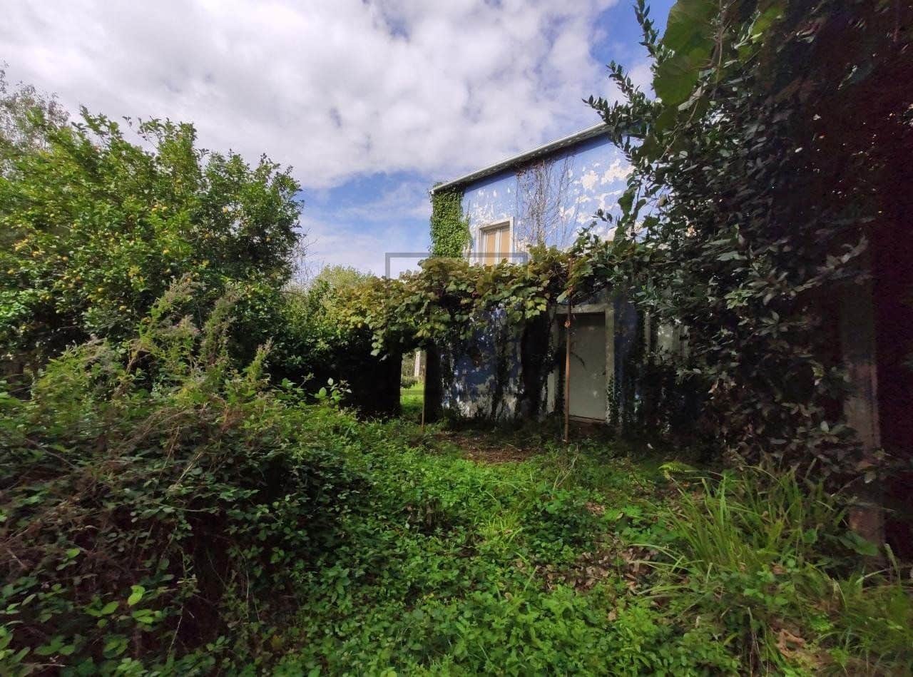 Undeveloped Land for sale in Ferrol € 80,000 (Ref 7940603)