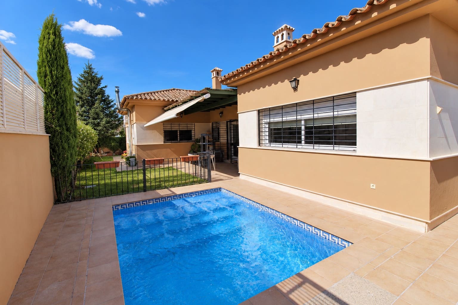 6 bedroom Finca/Country House for sale in Ronda with pool garage - € 550,000 (Ref: 10131002)
