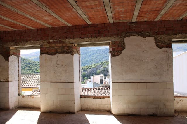 4 soveværelse Byhus til salg i Benaoján - € 79.000 (Ref: 7563581)