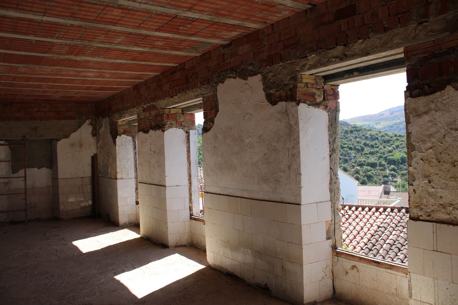 4 soveværelse Byhus til salg i Benaojan - € 79.000 (Ref: 7563581)