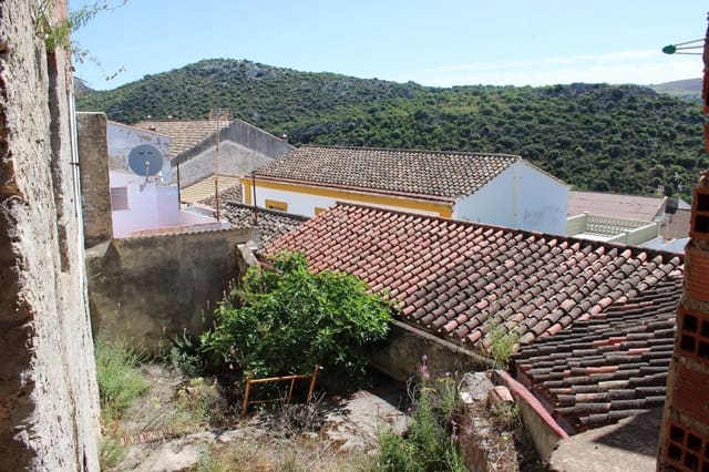 4 soveværelse Byhus til salg i Benaoján - € 79.000 (Ref: 7563581)